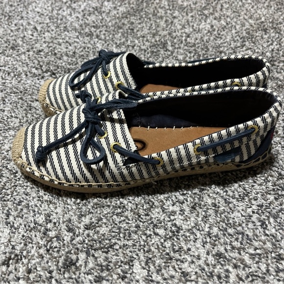 Sperry Slip On Navy Stripe Canvas Boat Shoe Size 7 M Loafers Nautical STS91274 - Picture 3 of 9